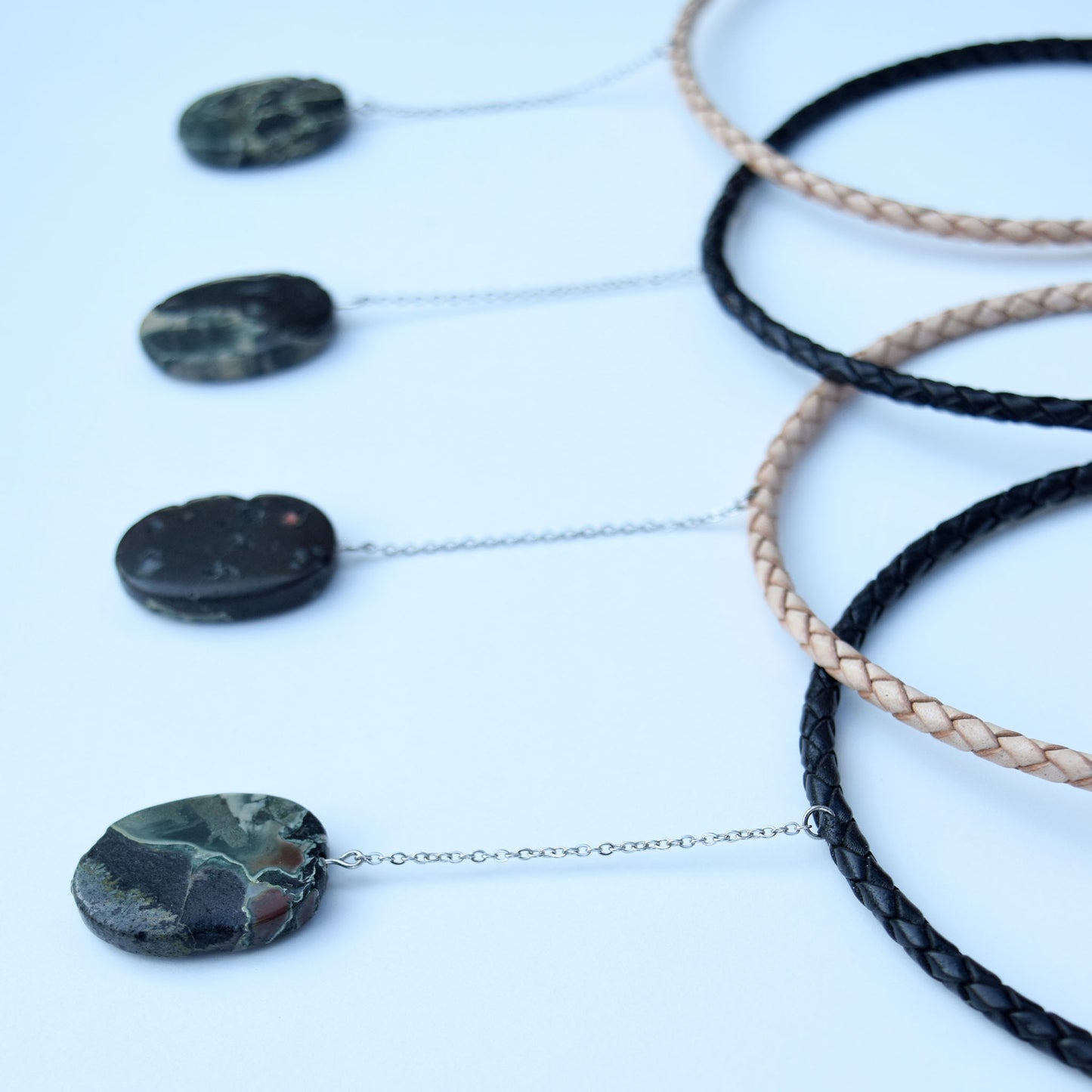 Webstone Lariat - Black II.